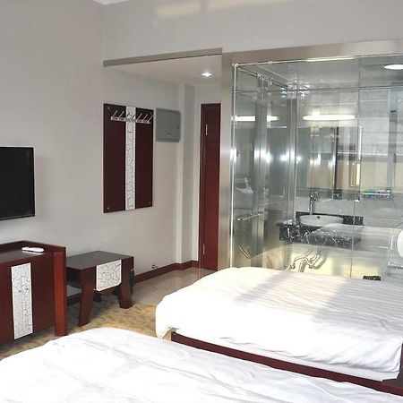 Hangjia Hotel Urumqi Eksteriør billede
